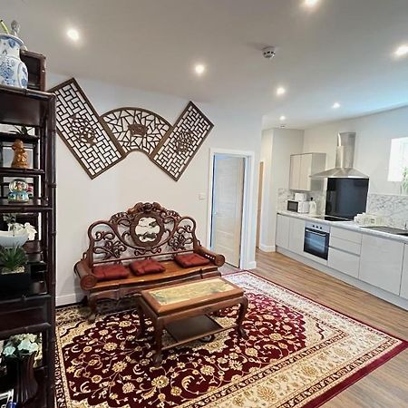 Moseley Village Apartments Бирмингам Екстериор снимка